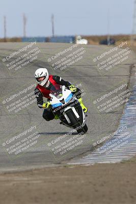 media/Nov-26-2023-TrackDaz (Sun) [[64ad8cfd8f]]/Mock Race/Outside Grapevine/